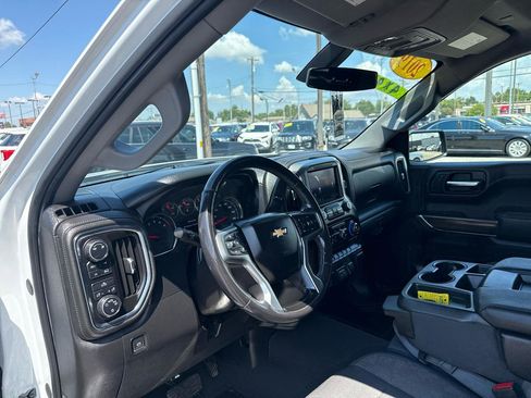 Used 2019 Chevrolet Silverado 1500 LT w/ All-Star Edition AWD/4WD image 9