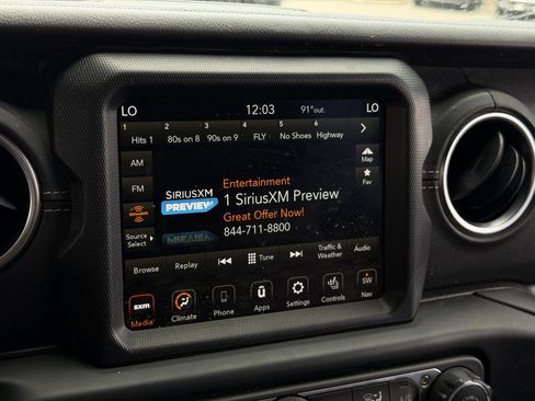 Used 2023 Jeep Wrangler Unlimited Sahara w/ Cold Weather Group AWD/4WD image 26