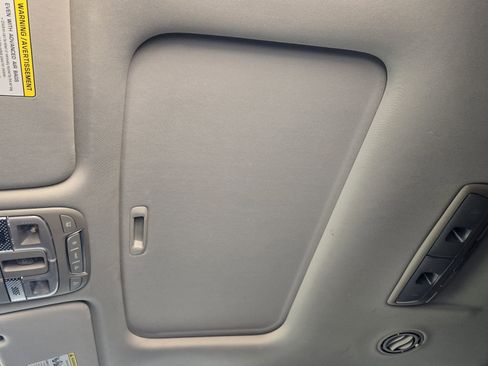 Used 2022 Kia Telluride EX w/ EX Premium Package FWD image 17