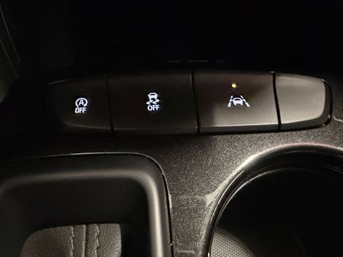 Used 2022 Chevrolet TrailBlazer LS FWD image 30