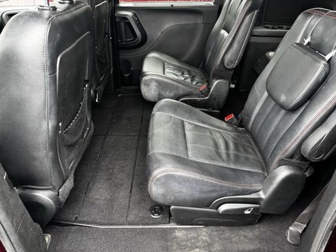 Used 2019 Dodge Grand Caravan GT image 6