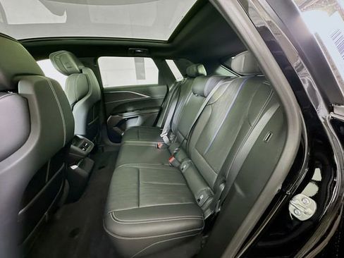 New 2025 Cadillac Lyriq Luxury image 14