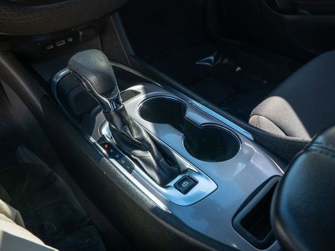 Used 2023 Chevrolet Malibu LT image 26