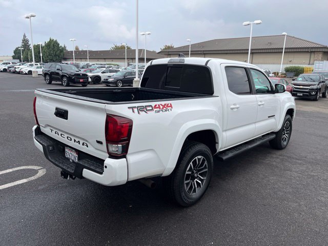 Used 2022 Toyota Tacoma TRD Sport w/ Technology Package AWD/4WD image 3