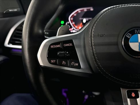 Used 2022 BMW X5 xDrive40i w/ M Sport Package AWD/4WD image 20