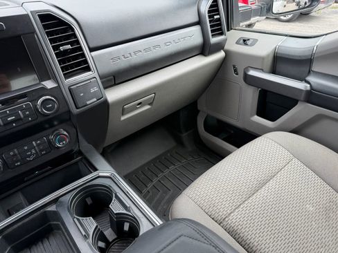 Used 2021 Ford F350 XLT w/ XLT Premium Package AWD/4WD image 9