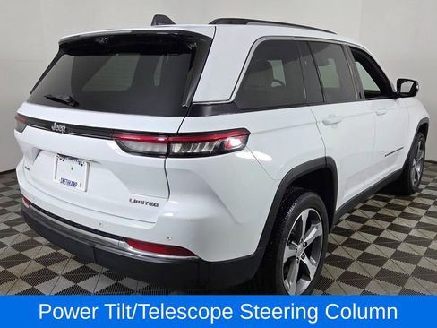 Used 2023 Jeep Grand Cherokee Limited w/ Luxury Tech Group II image 8