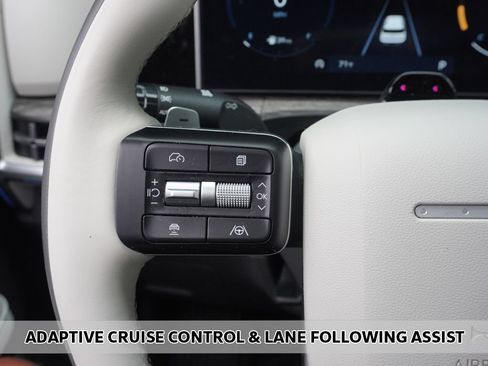 Used 2024 Hyundai Santa Fe Calligraphy AWD/4WD image 6