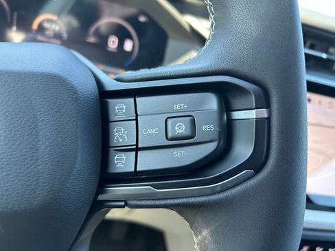 New 2026 Jeep Cherokee Limited image 18