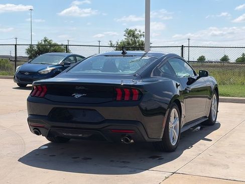 Used 2026 Ford Mustang Premium RWD image 9