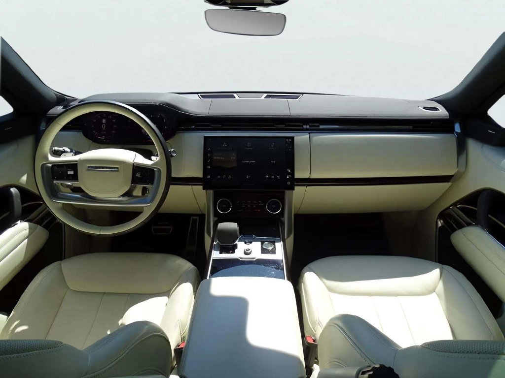 Used 2023 Land Rover Range Rover SE AWD/4WD image 14