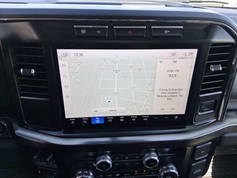 Used 2023 Ford F350 Lariat w/ Sport Appearance Package image 18