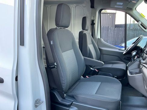 Used 2023 Ford Transit 250 Medium Roof image 20