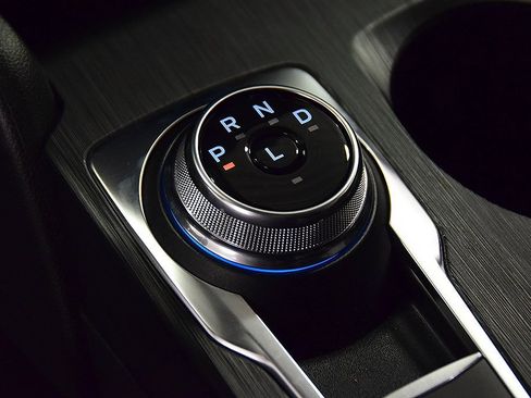 New 2025 Ford Escape SE w/ PHEV Premium Package image 26