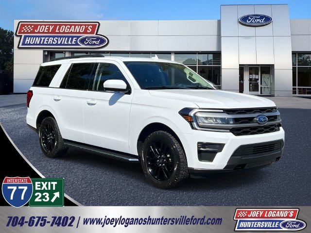 Used 2023 Ford Expedition XLT AWD/4WD image 1