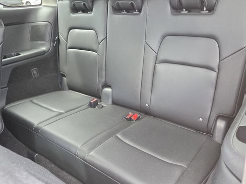 Used 2024 Nissan Pathfinder SL w/ SL Premium Package AWD/4WD image 14