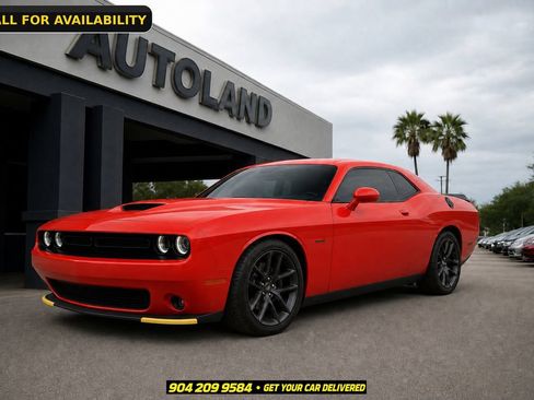 Used 2021 Dodge Challenger R/T w/ Blacktop Package RWD image 1