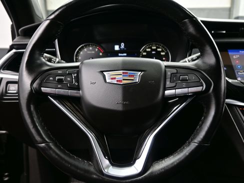Used 2023 Cadillac XT6 Premium Luxury FWD image 24