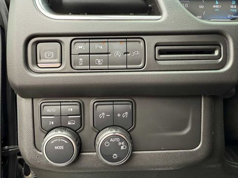 Used 2022 Chevrolet Tahoe RST image 19