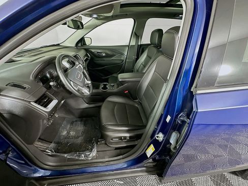 Used 2023 GMC Terrain SLT w/ Tech Package image 31