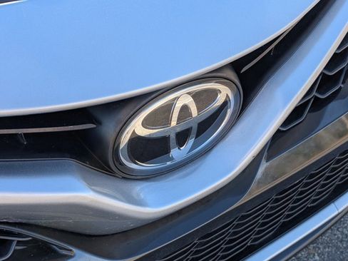 Used 2021 Toyota Camry XSE image 4