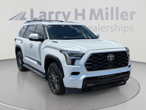 Certified 2023 Toyota Sequoia Platinum AWD/4WD image 8