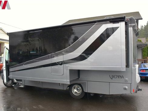 Used 2019 Mercedes-Benz Sprinter 170 image 13