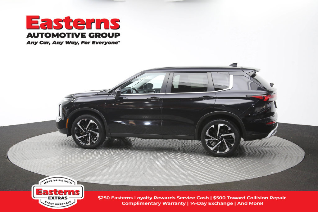 Used 2024 Mitsubishi Outlander SE FWD image 61