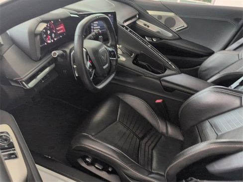 Used 2021 Chevrolet Corvette Stingray Preferred Cpe w/ Z51 Performance Package image 7