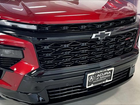 Used 2024 Chevrolet Traverse RS AWD/4WD image 30