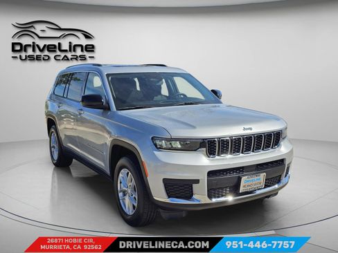 Used 2023 Jeep Grand Cherokee L Laredo image 5