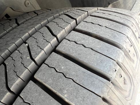 Used 2013 Ford Explorer XLT FWD image 14