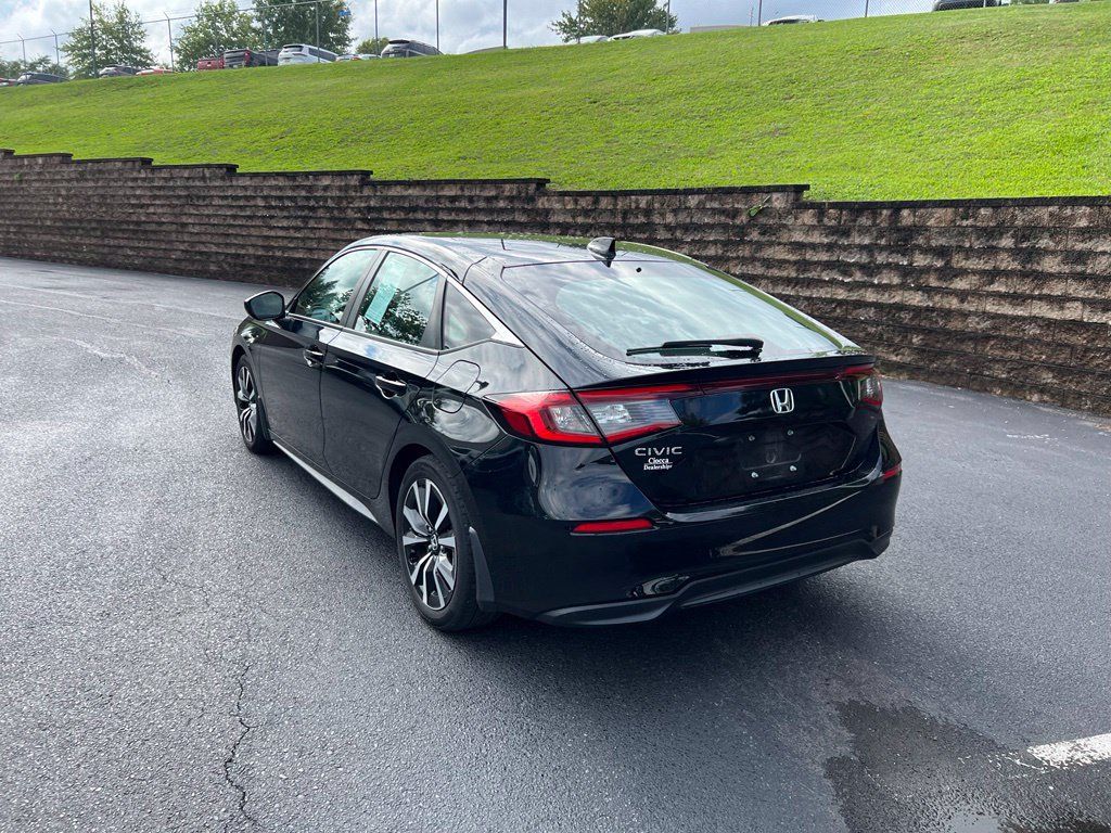 Used 2024 Honda Civic EX-L image 6