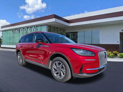 Used 2025 Lincoln Corsair FWD w/ Equipment Group 101A image 3