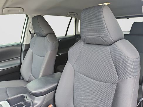 Used 2025 Toyota RAV4 LE FWD image 23