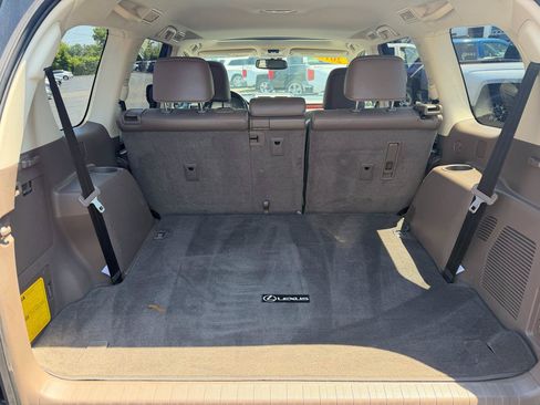 Used 2018 Lexus GX 460 Premium w/ Premium Package AWD/4WD image 15