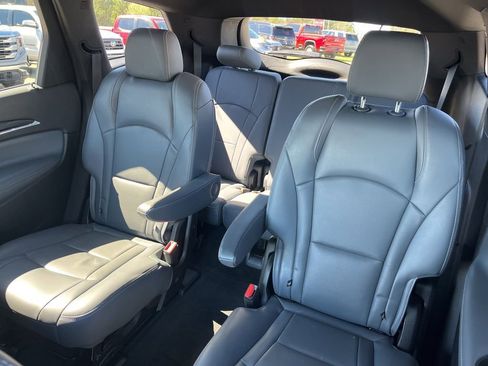 Used 2023 Buick Enclave Essence w/ Trailering Package, 5000 lbs. image 18