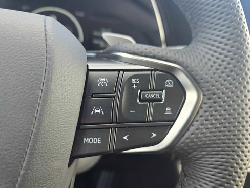 New 2026 Lexus TX 500h AWD image 32