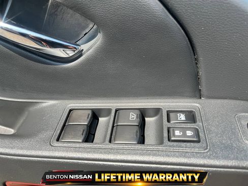 Certified 2025 Nissan Frontier PRO-4X w/ Pro Premium Package AWD/4WD image 14