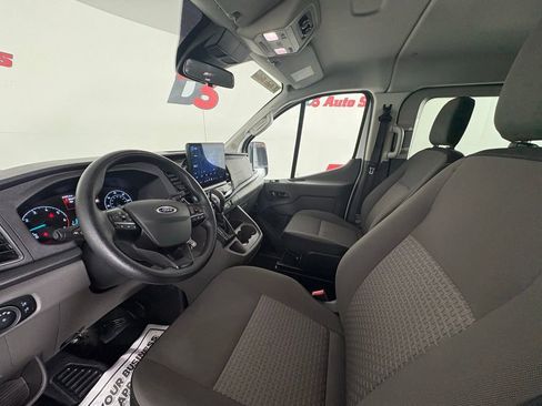 Used 2024 Ford Transit 350 XLT RWD image 13
