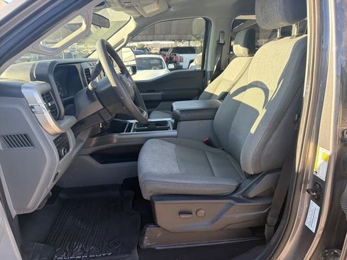 Used 2024 Ford F250 XLT w/ FX4 Off-Road Package AWD/4WD image 10