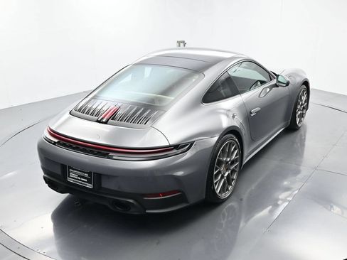 Certified 2025 Porsche 911 Carrera RWD image 32