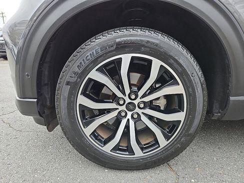 Used 2020 Ford Explorer ST w/ Premium Technology Package image 8