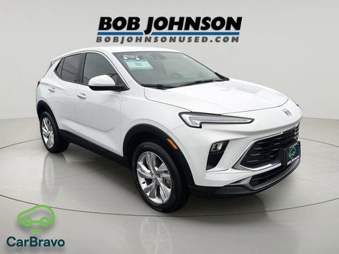 Certified 2024 Buick Encore GX Preferred w/ Comfort Package AWD/4WD image 1
