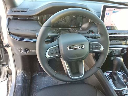 New 2026 Jeep Compass Limited w/ Sun, Sound & Navigation Group AWD/4WD image 13