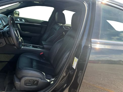 Used 2011 Lincoln MKS FWD image 9