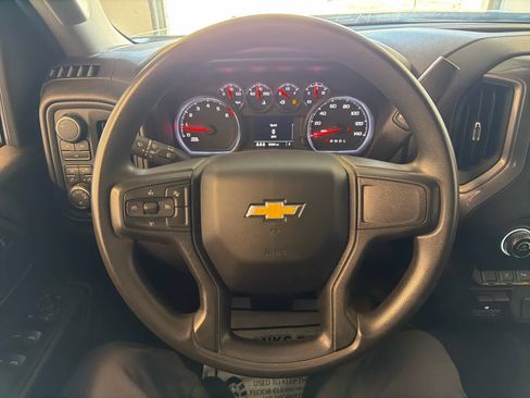 Used 2024 Chevrolet Silverado 2500 Custom w/ Custom Value Package image 34