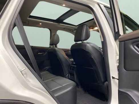 Certified 2023 Nissan Rogue SV w/ SV Premium B Package AWD/4WD image 27