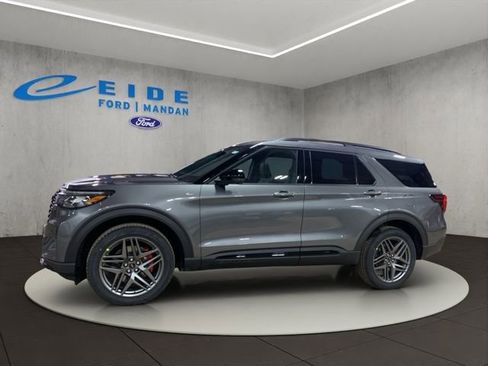 New 2026 Ford Explorer ST-Line w/ ST-Line Street Pack AWD/4WD image 4