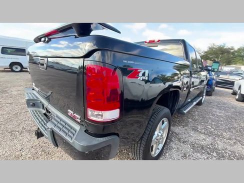 Used 2013 GMC Sierra 2500 Denali w/ Suspension Package, Off-Road image 29
